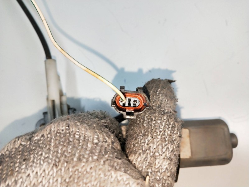 Recambio de elevalunas delantero derecho para daewoo aranos referencia OEM IAM   4P