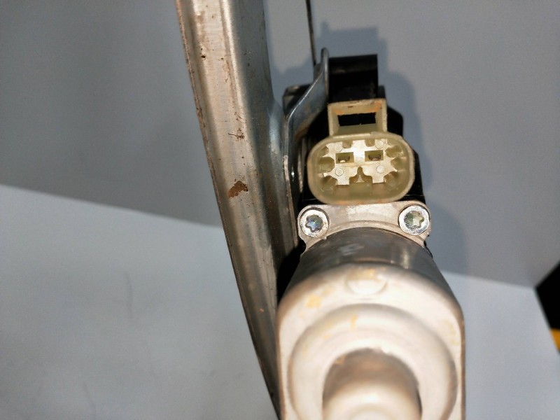 Recambio de elevalunas trasero derecho para chevrolet cruze ls referencia OEM IAM 98810J3010 0130822464 4P