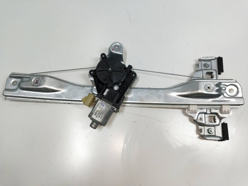 Recambio de elevalunas trasero derecho para chevrolet cruze referencia OEM IAM 0130822464  4P