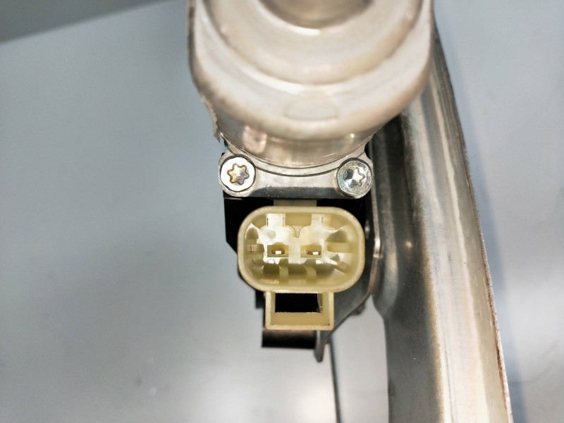 Recambio de elevalunas trasero derecho para chevrolet cruze referencia OEM IAM 0130822464  4P