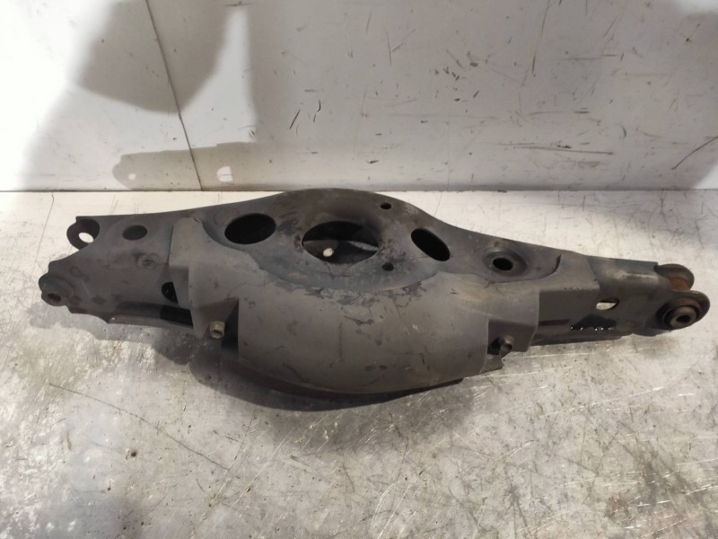 Recambio de brazo suspension superior trasero izquierdo para toyota rav 4 (a3) executive referencia OEM IAM   