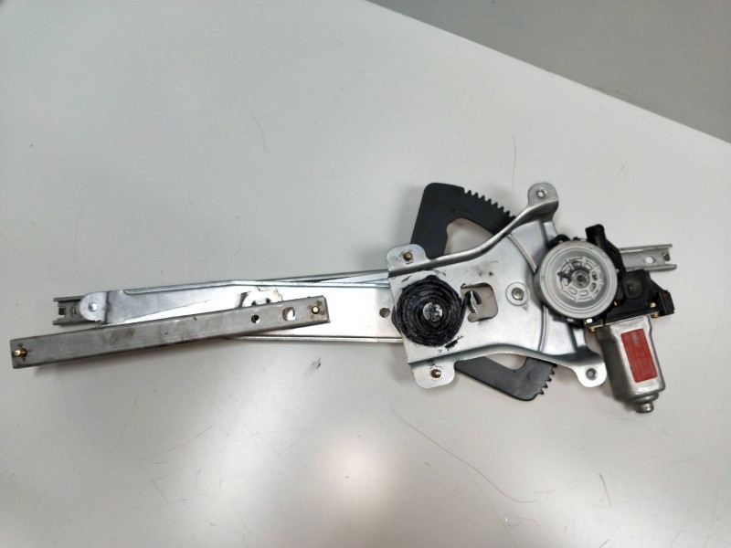 Recambio de elevalunas delantero derecho para chevrolet kalos referencia OEM IAM 96541738  5P Recambio de elevalunas delantero derecho para chevrolet kalos referencia OEM IAM 96541738  5P