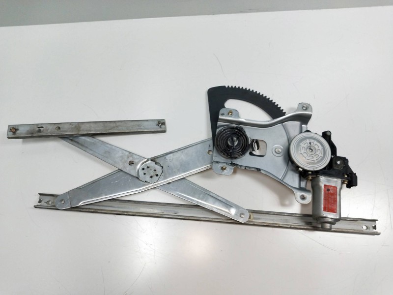 Recambio de elevalunas delantero derecho para daewoo kalos referencia OEM IAM 96541738 5P  Recambio de elevalunas delantero derecho para daewoo kalos referencia OEM IAM 96541738 5P