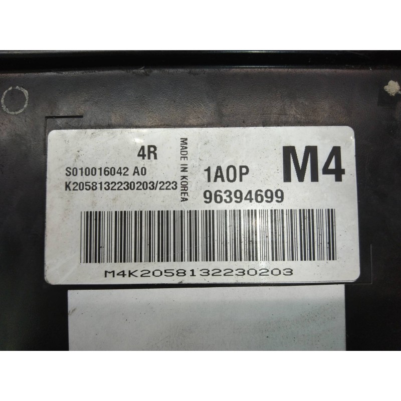Recambio de centralita motor uce para daewoo nubira berlina se referencia OEM IAM S010016042A0 96394699 4R 1A0P M4