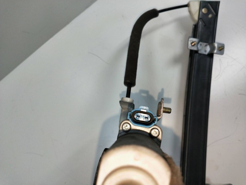 Recambio de elevalunas delantero derecho para chevrolet lacetti 1.4 cat referencia OEM IAM 96475129  5P