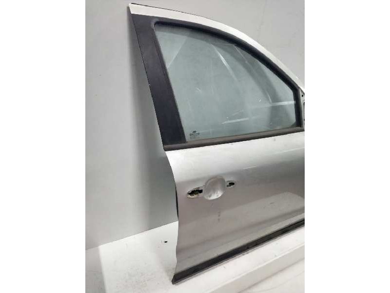 Recambio de puerta delantera derecha para hyundai santa fe (sm) referencia OEM IAM    Recambio de puerta delantera derecha para hyundai santa fe (sm) referencia OEM IAM