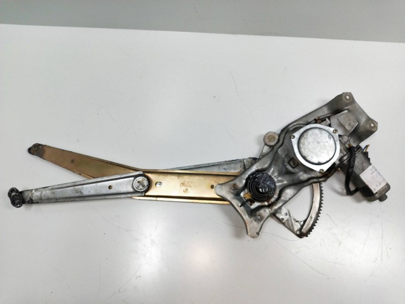 Recambio de elevalunas delantero izquierdo para daewoo nexia 1.5 16v cat referencia OEM IAM   3P