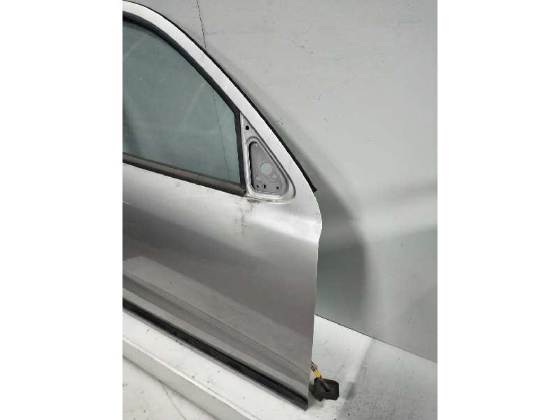 Recambio de puerta delantera derecha para hyundai santa fe (sm) referencia OEM IAM    Recambio de puerta delantera derecha para hyundai santa fe (sm) referencia OEM IAM