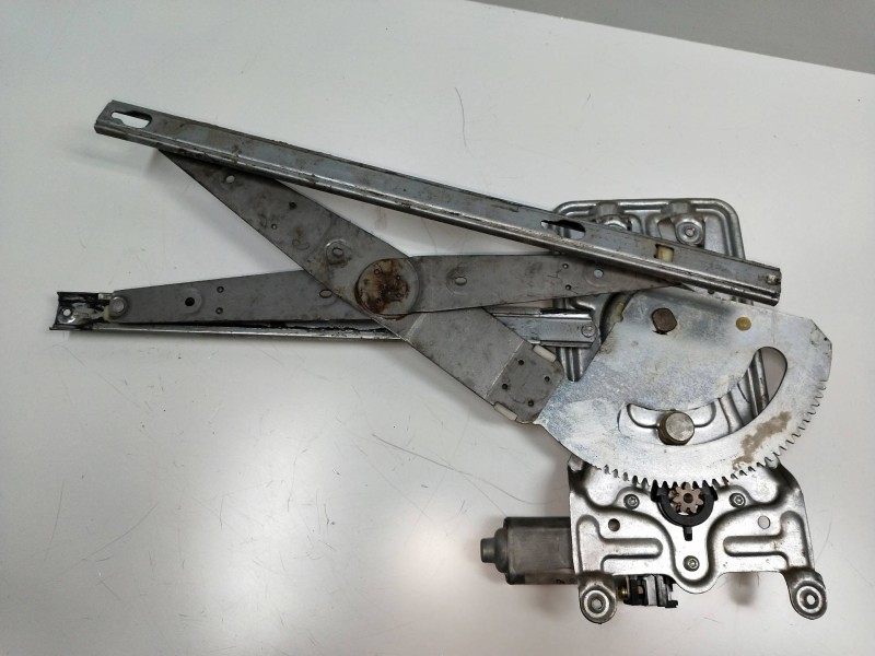 Recambio de elevalunas trasero derecho para chrysler 300 m (lr) referencia OEM IAM 4574107 402110948  Recambio de elevalunas trasero derecho para chrysler 300 m (lr) referencia OEM IAM 4574107 402110948