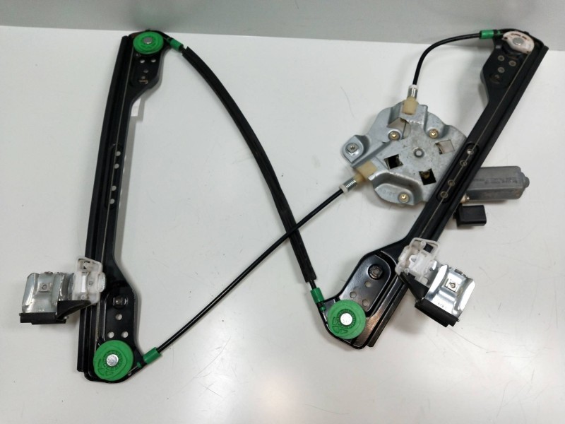 Recambio de elevalunas delantero izquierdo para chrysler 300 c 3.5 referencia OEM IAM 994668100 7746002827 4P