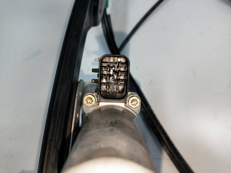 Recambio de elevalunas delantero derecho para chrysler 300 c 3.5 referencia OEM IAM 994669100 7746002828 4P