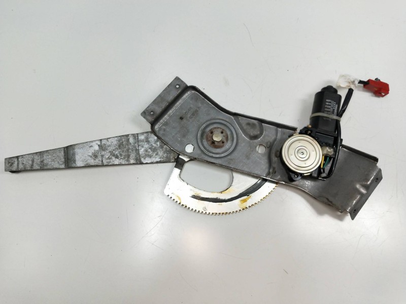 Recambio de elevalunas delantero izquierdo para chrysler le baron 3.0 cat referencia OEM IAM 4658345 1065517 LEBARON