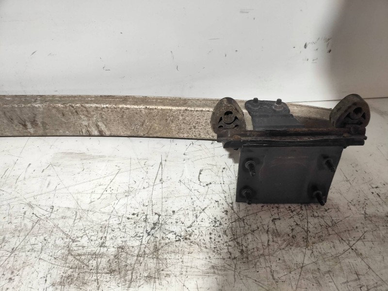 Recambio de refuerzo paragolpes trasero para mercedes clase s (w221) berlina 320 / 350 cdi (221.022) referencia OEM IAM 22161000