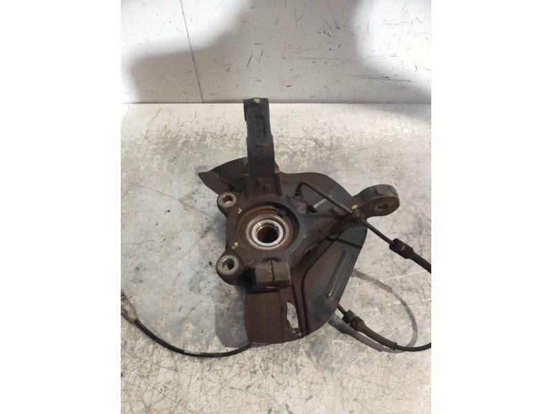 Recambio de mangueta delantera derecha para lancia phedra (180) 2.2 jtd 16v emblema referencia OEM IAM   