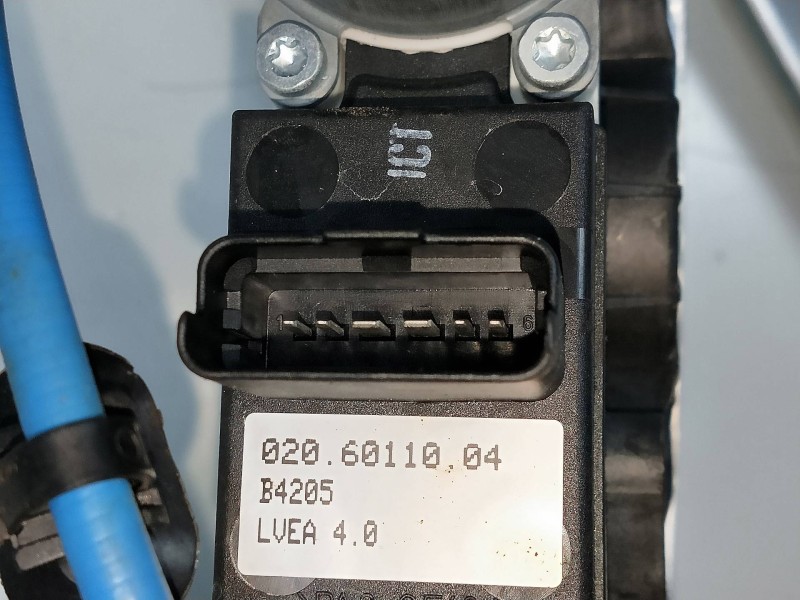 Recambio de elevalunas delantero izquierdo para citroen c2 1.4 hdi referencia OEM IAM 36120604 7746004505 3P