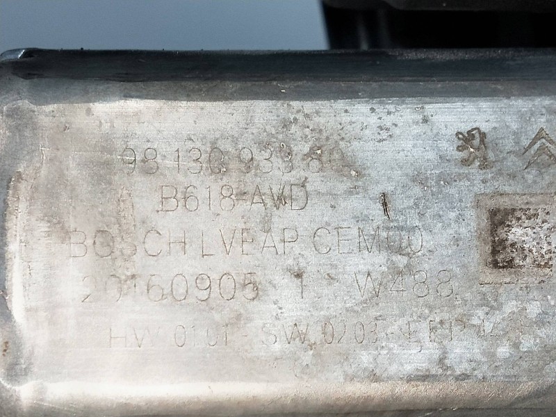 Recambio de elevalunas delantero derecho para citroen c3 shine referencia OEM IAM 9813093980  5P