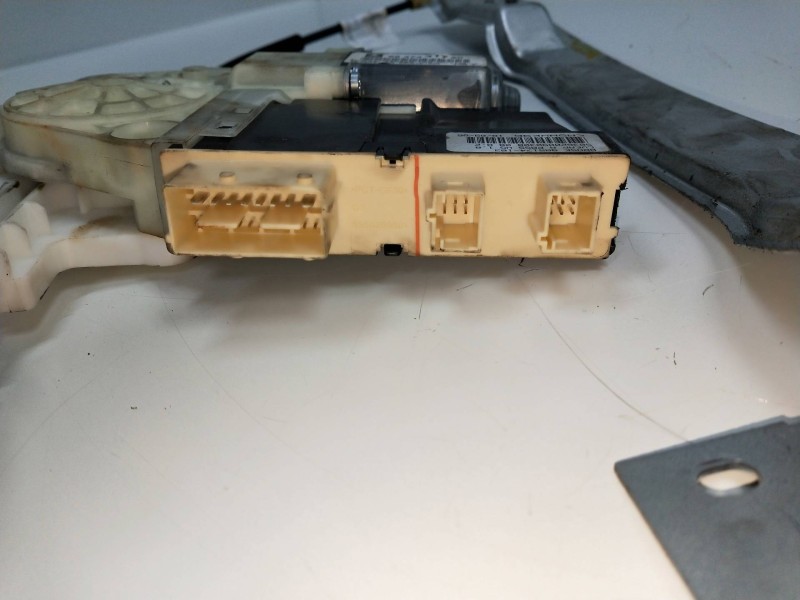 Recambio de elevalunas delantero derecho para citroen c4 berlina 1.6 hdi cat (9hy / dv6ted4) referencia OEM IAM 9647441780  5P