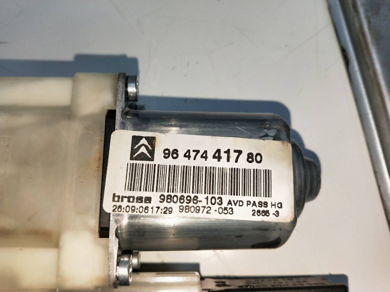 Recambio de elevalunas delantero derecho para citroen c4 berlina 1.6 hdi cat (9hy / dv6ted4) referencia OEM IAM 9647441780  5P