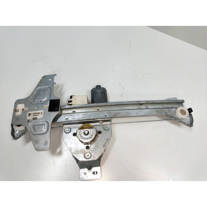 Recambio de elevalunas trasero derecho para citroen c4 berlina 1.6 16v hdi referencia OEM IAM 0130822238  5P