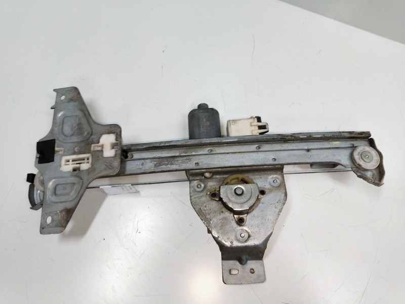 Recambio de elevalunas trasero izquierdo para citroen c4 berlina 1.6 16v hdi referencia OEM IAM 0130822239  5P