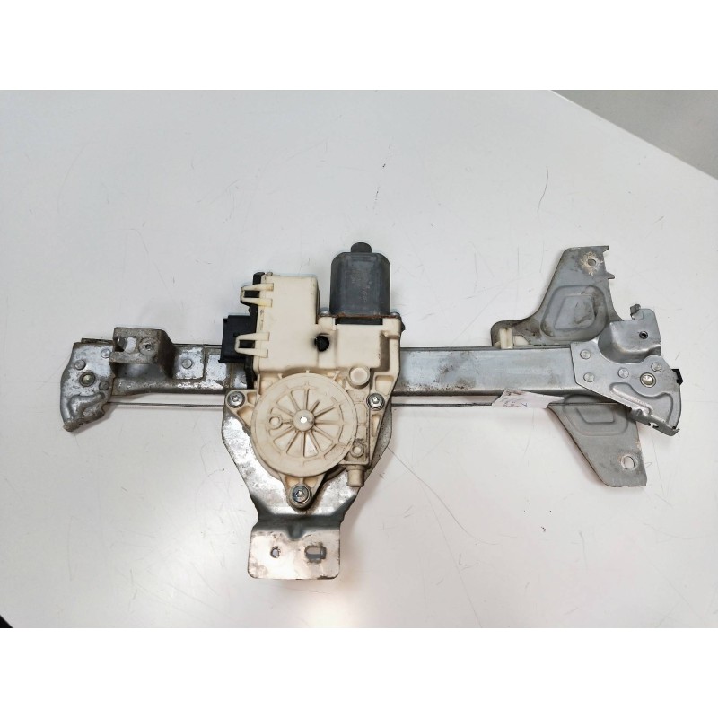Recambio de elevalunas trasero izquierdo para citroen c4 berlina 1.6 16v hdi referencia OEM IAM 0130822239  5P