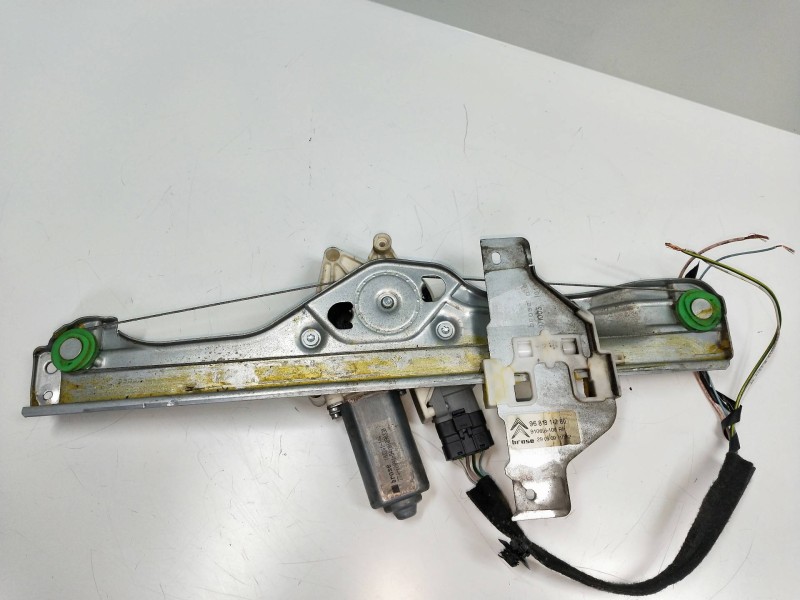 Recambio de elevalunas trasero derecho para citroen c4 berlina referencia OEM IAM 103241104 7746009154 4P