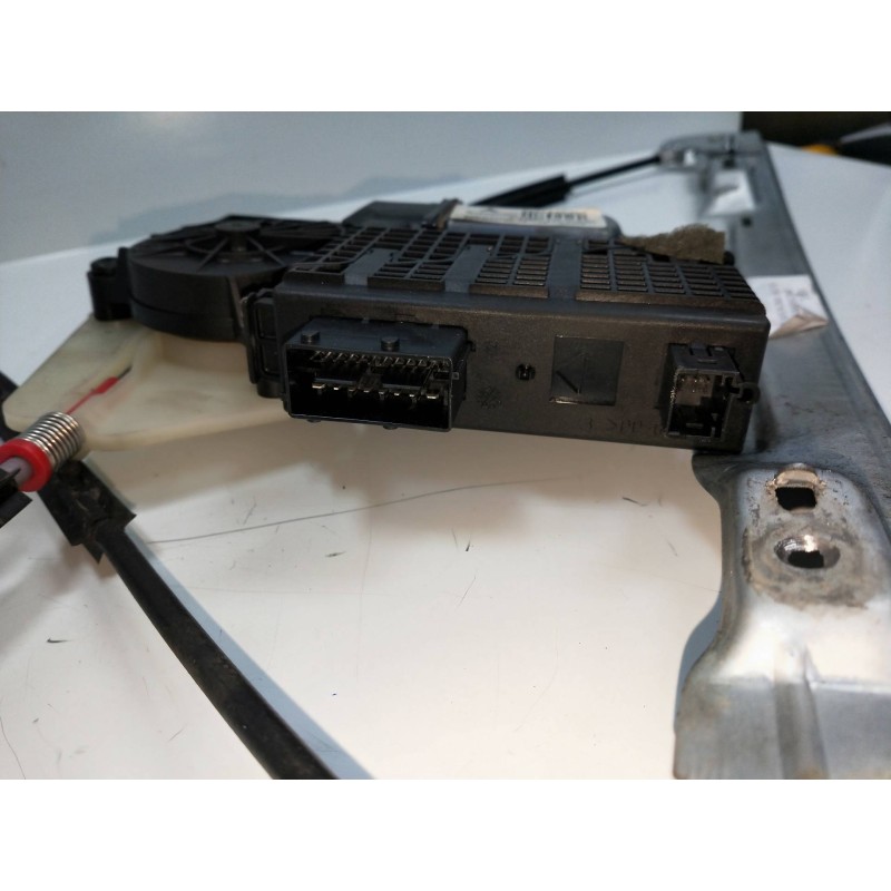 Recambio de elevalunas delantero derecho para citroen c4 picasso 2.0 hdi fap cat (rhr / dw10bted4) referencia OEM IAM 9682495780