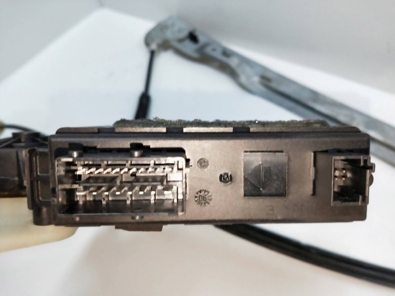 Recambio de elevalunas delantero derecho para citroen c4 picasso sx referencia OEM IAM 9654087580 400962C 5P