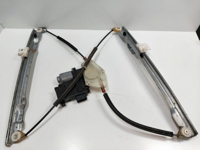 Recambio de elevalunas delantero derecho para citroen c4 picasso 2.0 16v cat (rfj / ew10a) referencia OEM IAM 9654087580 400962C