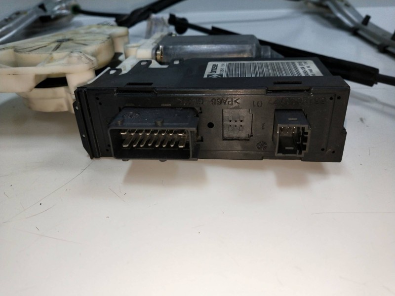 Recambio de elevalunas delantero derecho para citroen c5 berlina 2.2 hdi fap cat (4hx / dw12ed4) referencia OEM IAM 9632531980 7