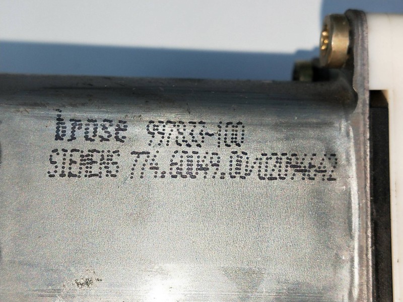 Recambio de elevalunas delantero izquierdo para citroen c5 berlina lx (e) referencia OEM IAM 997833100 77460049 5P