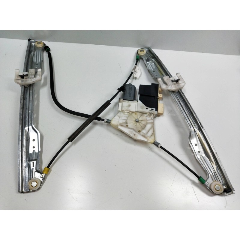 Recambio de elevalunas delantero derecho para citroen c5 berlina 2.0 hdi fap cat (rhr / dw10bted4) referencia OEM IAM 997834102 
