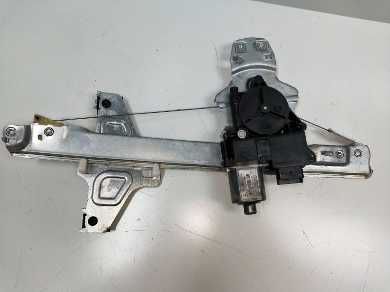 Recambio de elevalunas trasero izquierdo para citroen c5 berlina millenium referencia OEM IAM 0130822751 128000852 4P