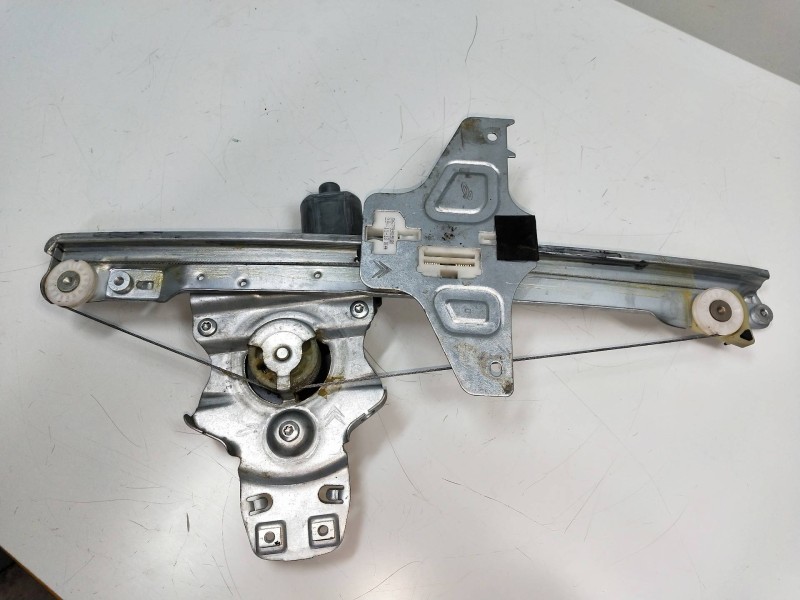Recambio de elevalunas trasero derecho para citroen c5 berlina referencia OEM IAM 0130822750 128000851 5P