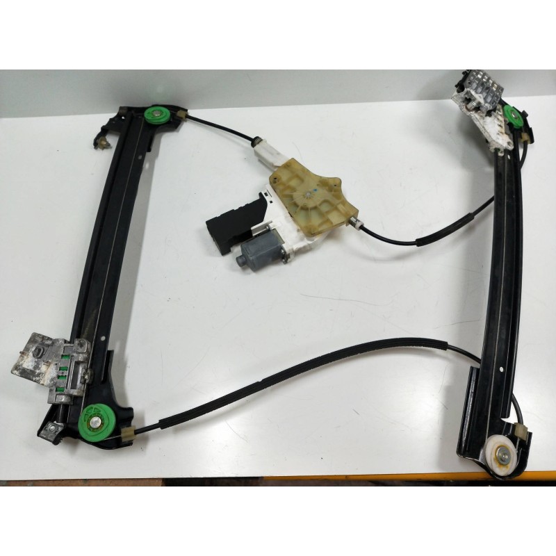 Recambio de elevalunas delantero derecho para citroen c6 2.7 v6 hdi fap cat (uhz / dt17ted4) referencia OEM IAM 9663077780 99435