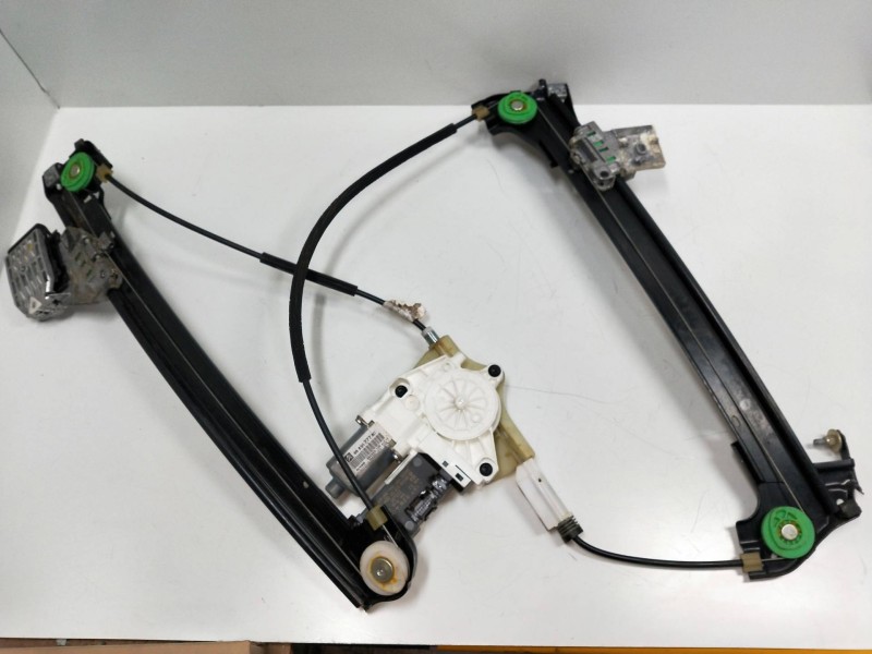 Recambio de elevalunas delantero derecho para citroen c6 2.7 v6 hdi fap cat (uhz / dt17ted4) referencia OEM IAM 9663077780 99435