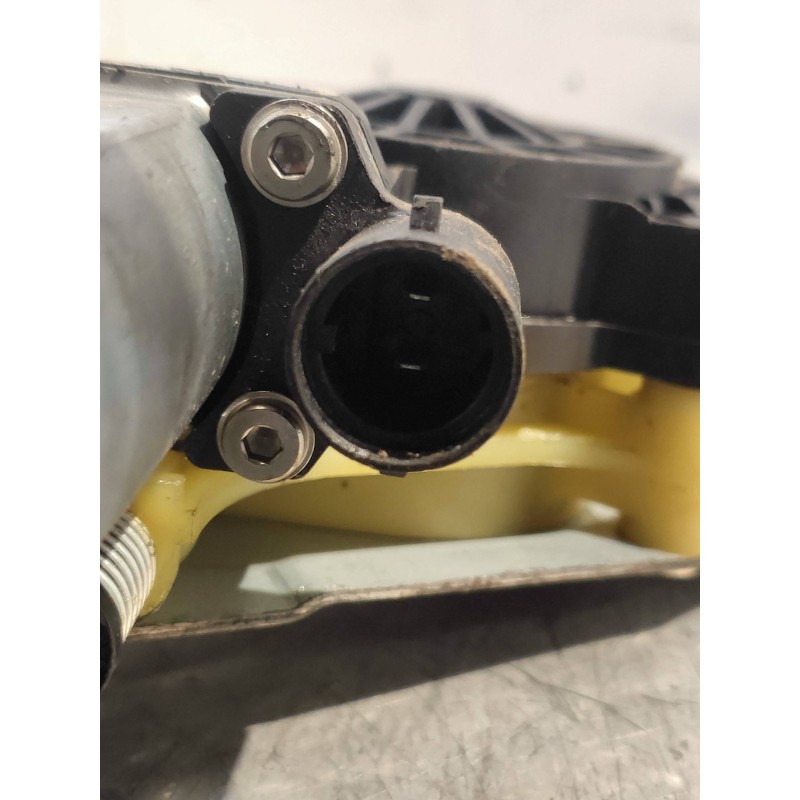 Recambio de elevalunas delantero derecho para mercedes citan (w415) combi 109 cdi lang (a2) (415703) referencia OEM IAM 12800118