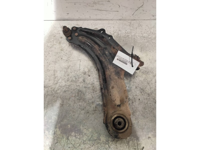 Recambio de brazo suspension inferior delantero izquierdo para mercedes citan (w415) combi 109 cdi lang (a2) (415703) referencia