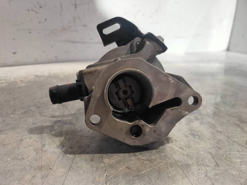 Recambio de depresor freno / bomba vacio para mercedes citan (w415) combi 109 cdi lang (a2) (415703) referencia OEM IAM 70564100