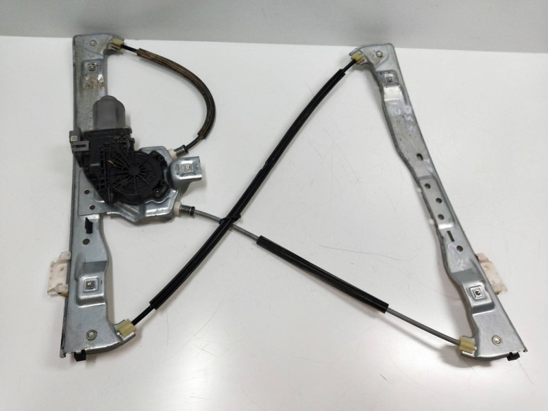 Recambio de elevalunas delantero izquierdo para citroen ds3 1.6 16v referencia OEM IAM 4022189F 130410011502 2P