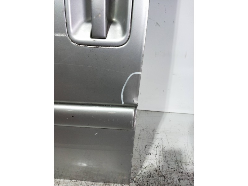 Recambio de puerta delantera izquierda para peugeot 806 universal studios port aventura referencia OEM IAM  5P 