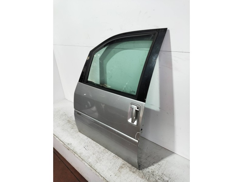 Recambio de puerta delantera izquierda para peugeot 806 universal studios port aventura referencia OEM IAM  5P 