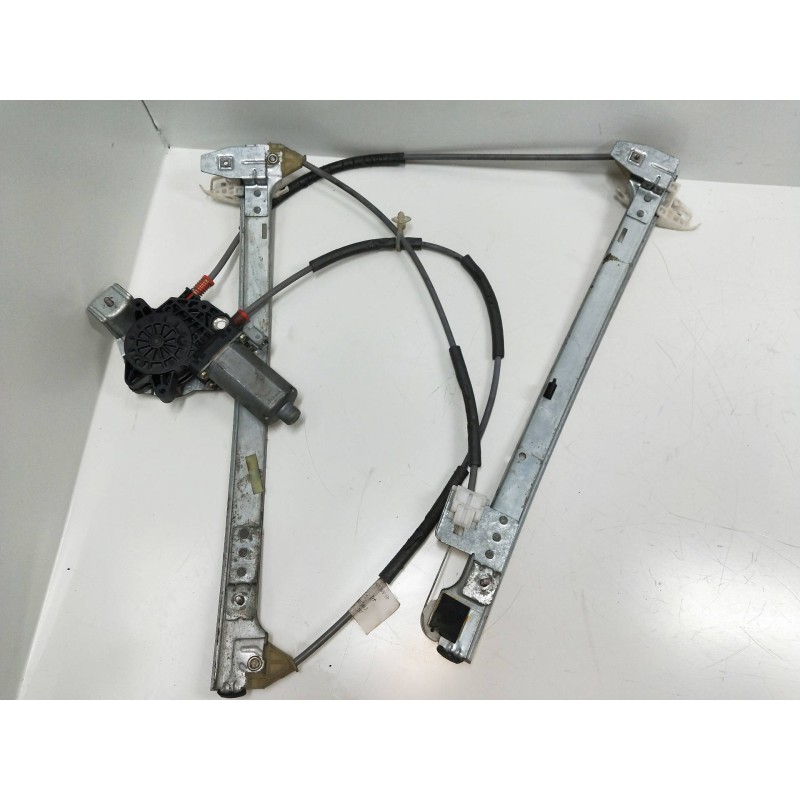 Recambio de elevalunas delantero derecho para citroen xsara berlina 2.0 16v cat (rfs / xu10j4rs) referencia OEM IAM    Recambio de elevalunas delantero derecho para citroen xsara berlina 2.0 16v cat (rfs / xu10j4rs) referencia OEM IAM