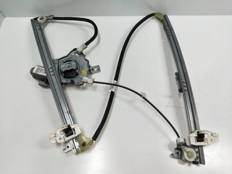 Recambio de elevalunas delantero derecho para citroen xsara berlina 1.9 d sx referencia OEM IAM 400679T1  5P