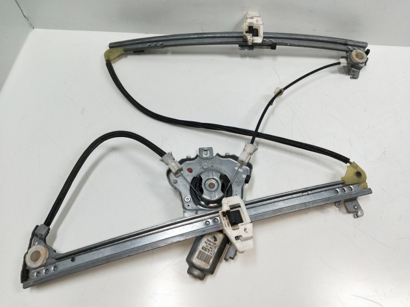 Recambio de elevalunas delantero derecho para citroen xsara berlina 2.0 hdi sx (66kw) referencia OEM IAM 400679T  5P