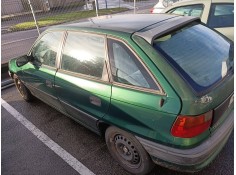 opel astra f berlina del año 1996 2