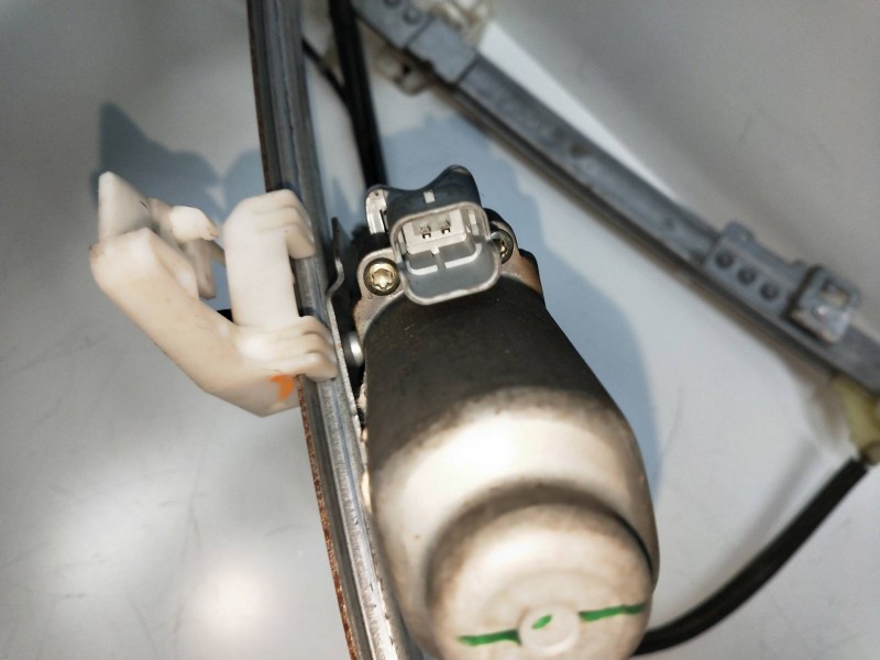 Recambio de elevalunas delantero derecho para citroen xsara berlina 2.0 hdi sx (66kw) referencia OEM IAM 400679T  5P