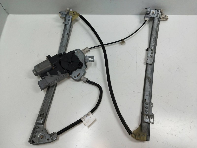 Recambio de elevalunas delantero derecho para citroen xsara berlina 2.0 hdi cat (rhy / dw10td) referencia OEM IAM 400595N  
