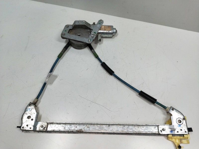 Recambio de elevalunas trasero derecho para citroen xsara picasso 1.6 hdi 110 exclusive referencia OEM IAM   5P