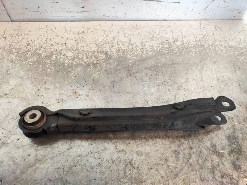 Recambio de tirante trasero derecho para mercedes clase c (w204) berlina c 180 kompressor blueefficiency (204.044) referencia OE